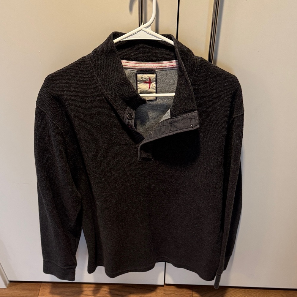 Relwen Waffle button up 1/2 zip sweatshirt/sweater. Charcoal Grey. Mens X Large.